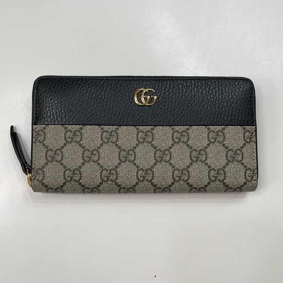 Gucci wallet - Picture 1 of 3